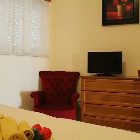 Amoreira Mar Iv * אלבור